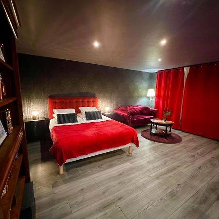 L'Escape Daire Calais Dış mekan fotoğraf